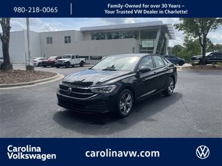 Used 2022 Volkswagen Jetta SE image 1