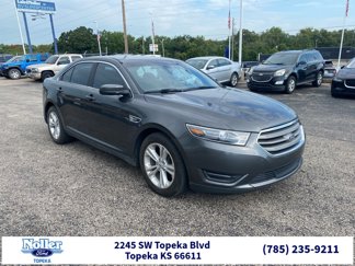 Used 2016 Ford Taurus SEL image 1