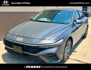 Used 2024 Hyundai Elantra SEL image 1