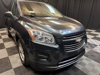 Used 2016 Chevrolet Trax LT w/ LT Sun and Sound Package image 1