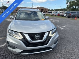 Used 2020 Nissan Rogue SV w/ Premium Package image 1