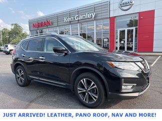 Used 2017 Nissan Rogue SL w/ SL Premium Package image 1