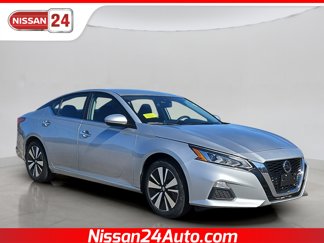 Certified 2022 Nissan Altima 2.5 SV image 1