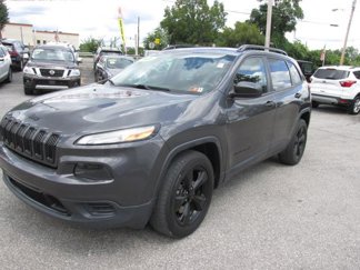Used 2016 Jeep Cherokee Sport w/ Cold Weather Group image 1