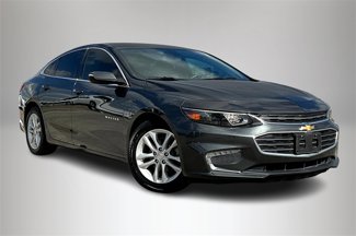 Used 2017 Chevrolet Malibu LT image 1