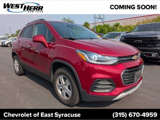 Used 2020 Chevrolet Trax LT w/ LT Convenience Package image 1