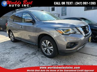 Used 2018 Nissan Pathfinder S image 1