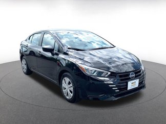 Used 2024 Nissan Versa S image 1