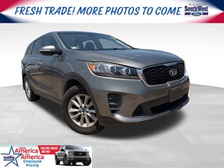 Used 2019 Kia Sorento LX image 1