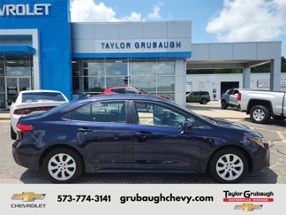 Used 2022 Toyota Corolla LE image 1