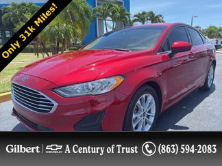 Used 2020 Ford Fusion SE image 1