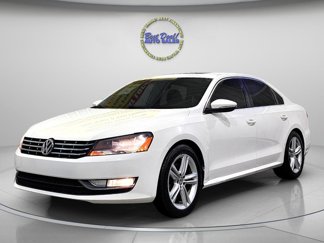 Used 2012 Volkswagen Passat 3.6 SE image 1