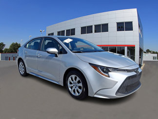Certified 2022 Toyota Corolla LE image 1