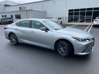Used 2023 Lexus ES 350 w/ Premium Package image 1