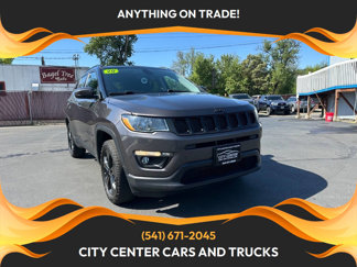 Used 2020 Jeep Compass Latitude image 1