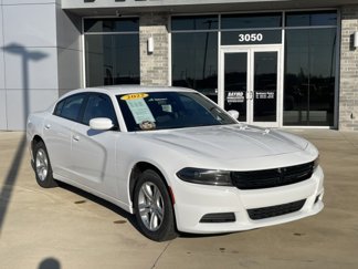 Used 2022 Dodge Charger SXT image 1