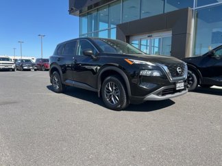 Used 2022 Nissan Rogue S image 1