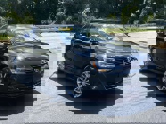 Used 2011 Volkswagen Jetta SEL image 1