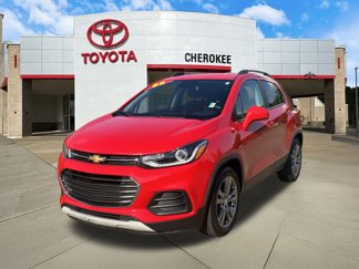 Used 2020 Chevrolet Trax LT w/ Driver Confidence Package image 1