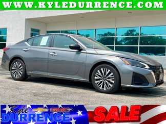 Used 2024 Nissan Altima 2.5 SV image 1