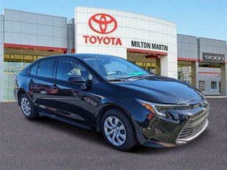 Used 2024 Toyota Corolla LE image 1