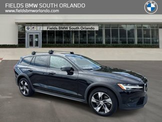 Used 2021 Volvo V60 T5 Cross Country w/ Climate Package image 1