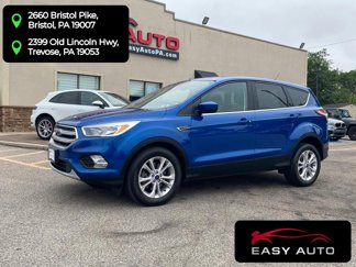 Used 2017 Ford Escape SE w/ SE Cold Weather Package image 1