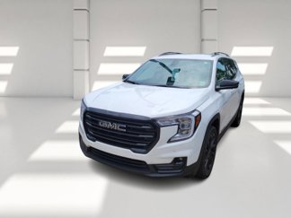 Used 2024 GMC Terrain SLT w/ Elevation Edition image 1