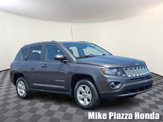 Used 2016 Jeep Compass Latitude image 1