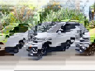 Used 2022 Volkswagen Tiguan S image 1
