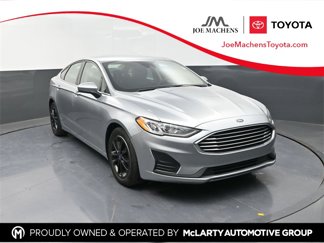 Used 2020 Ford Fusion SE image 1