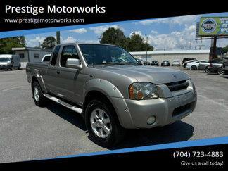 Used 2003 Nissan Frontier SE image 1
