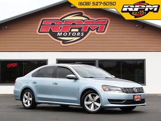 Used 2012 Volkswagen Passat TDI SE image 1
