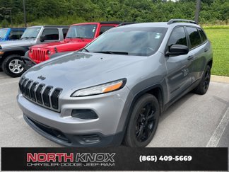 Used 2017 Jeep Cherokee Sport image 1