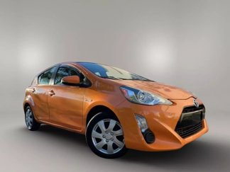 Used 2015 Toyota Prius C Two image 1