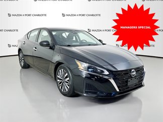 Used 2023 Nissan Altima 2.5 SV image 1