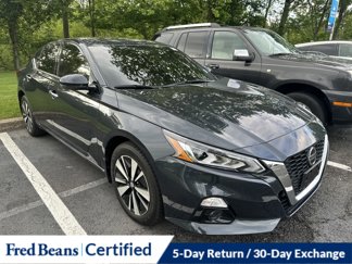 Certified 2020 Nissan Altima 2.5 SV image 1