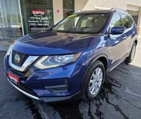 Used 2018 Nissan Rogue SV image 1
