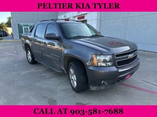 Used 2011 Chevrolet Avalanche LT image 1