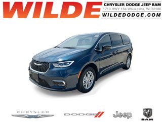 New 2025 Chrysler Pacifica Select image 1