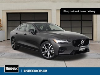 Certified 2025 Volvo S60 B5 Core image 1
