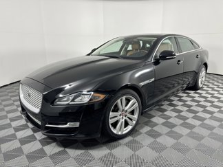 Used 2016 Jaguar XJ L Portfolio image 1