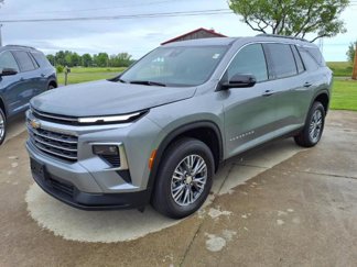 New 2025 Chevrolet Traverse LT image 1