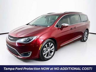Used 2019 Chrysler Pacifica Limited image 1