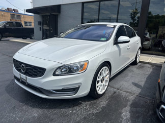 Used 2018 Volvo S60 T5 Inscription image 1