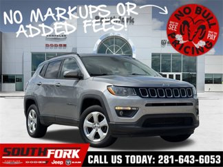 Used 2018 Jeep Compass Latitude image 1