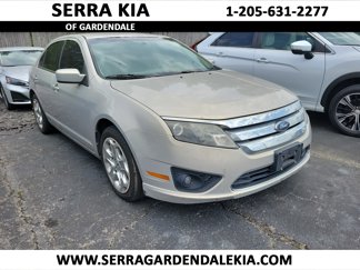 Used 2010 Ford Fusion SE image 1