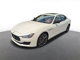 Used 2020 Maserati Ghibli S image 1