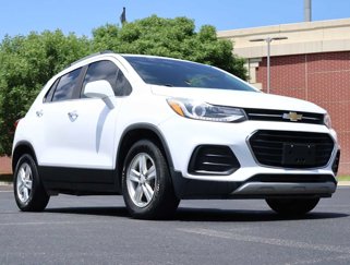 Used 2018 Chevrolet Trax LT w/ LT Convenience Package image 1