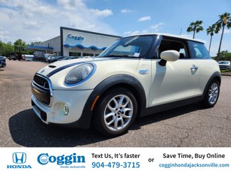 Used 2020 MINI Cooper S image 1